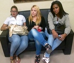 Las tres ex esposa de Bakeró