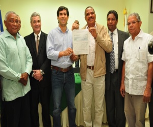 INDRHI ENTREGA CHEQUE