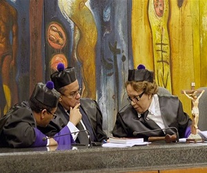 TRIBUNAL SALA PENAL SUPREMA CORTE