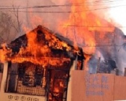 casa incendiada