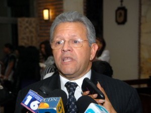 HUMBERTO SALAZAR