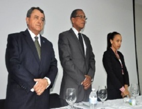 CARLOS LOPEZ DANN, EMBAJADOR ECUADOR