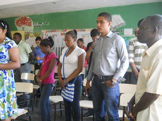 Parte de los jóvenes que asistieron.