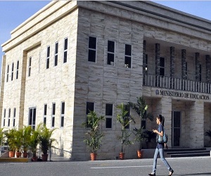 MINISTERIO EDUCACION