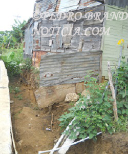 CASA DERUMBE LA GUAYIGA