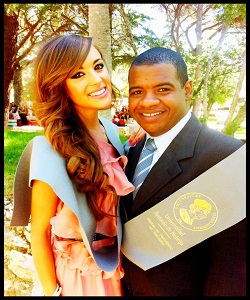 Lic. José Ramón Suero junto a una compañera durante un curso de especialización en la Universidad Antonio de Nebrija, en Madrid, España.