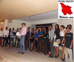 VILLA ALTAGRACIA SOMOS TODOS LANZAMIENTO