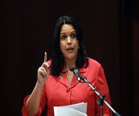 MINOU TAVAREZ MIRABAL