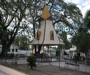 Parque central de Elias Piña