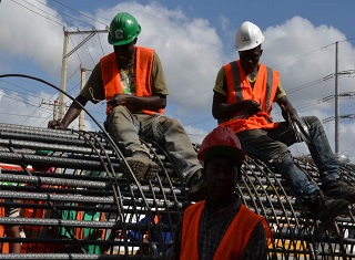 En la construcción II línea del metro, los trabajos es intenso