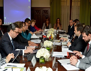 DELEGACIONES DOMINICANA Y COLOMBIANA