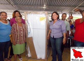 Celebrando en el casco urbano de Pedro Brand.