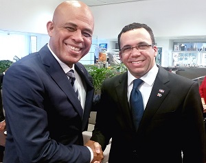 Andres Navarro y Michel Martelly