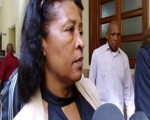 La viudad del arquitecto suicida