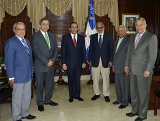 CANCILLER Y DIRECTORES DE MEDIOS