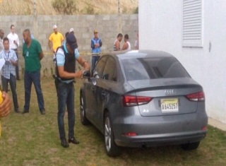 Vehículo donde fue encontrado el cadáver