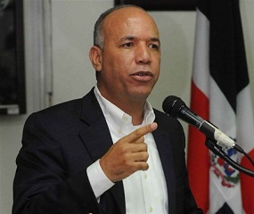 ROLANDO ROSADO MATEO