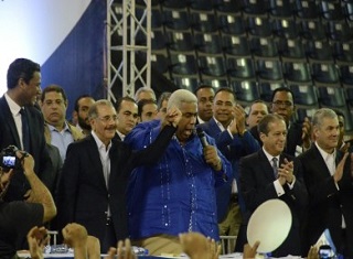 DANILO MEDINA Y EL BIS