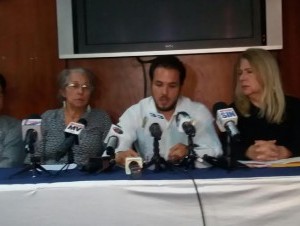 CLAUDIO CAAMAÑO VELEZ