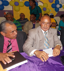 Juan Isidro Guzmán (Izq.) y Tony Herrera, Enlaces dirigentes del PLD