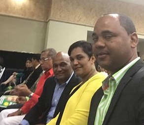 Mirtha Elena Pérez en medio de sus compañeros, Juan de Dios (Ñao) a su izquierda y Eri Buret (Picador)