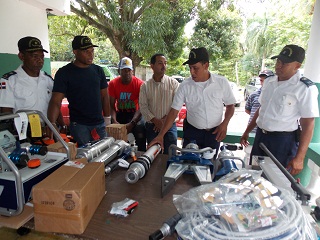 bomberos pedro brand