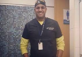 El oficial médico asesinado