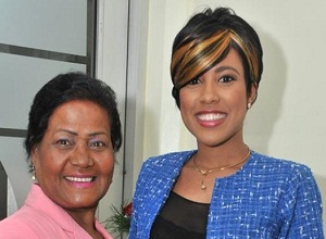 Lucivel Ávila y madre