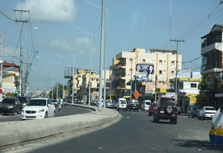Avenida San Vicente de Paul, en Santo Domingo Este.