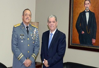 Carlos Amarante Baret y Nelson Peguero Paredes
