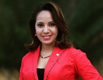 periodista-luz-alcantara