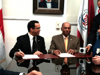 andres-navarro-y-milton-ray-guevara