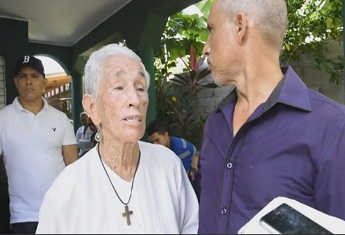Altagracia Pimentel y José Luis Díaz Pimentel, madre y hermano de Rubén Darío Díaz Pimentel 
