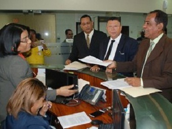 miguel-vasquez-fernando-perez-volquez-y-john-campos